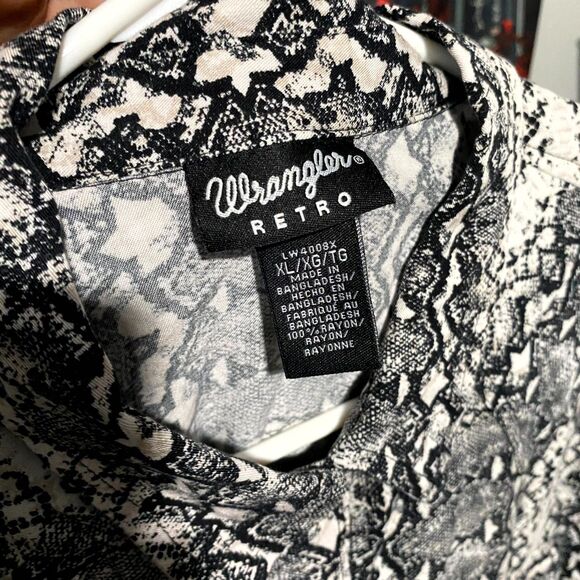 Wrangler Button-Up Shirt Women's XL Gray Snakeskin Print Outdoor Retro Grunge - Picture 5 of 8